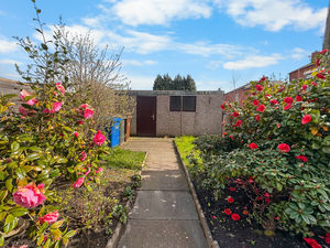 Photo 17- click for photo gallery